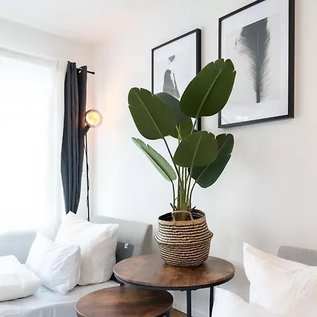 New - - - Universitaetsklinikum Διαμέρισμα Aψβούργη